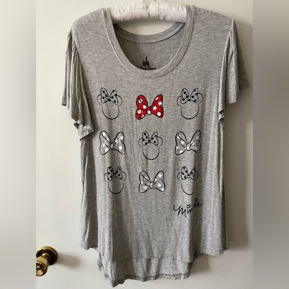 Authentic Disney Parks Minnie shirt